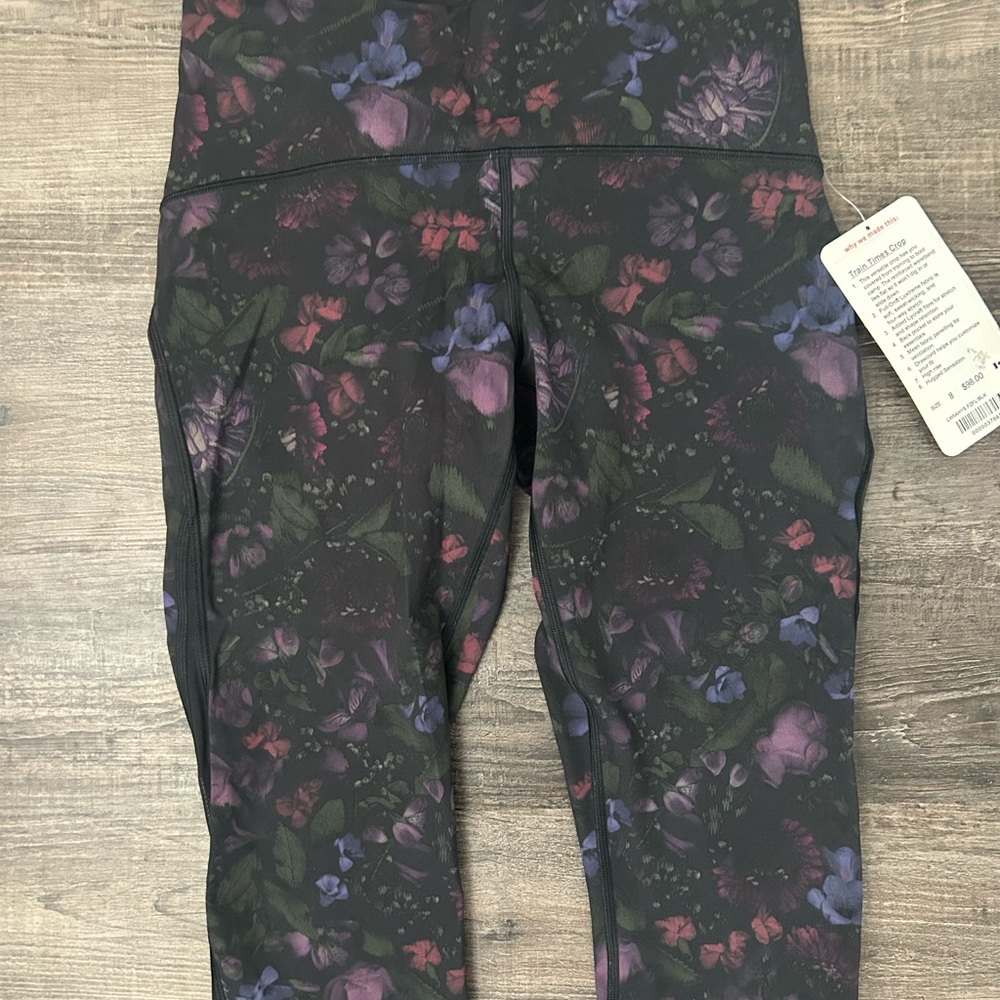 Lululemon Athletica Train Times Crop